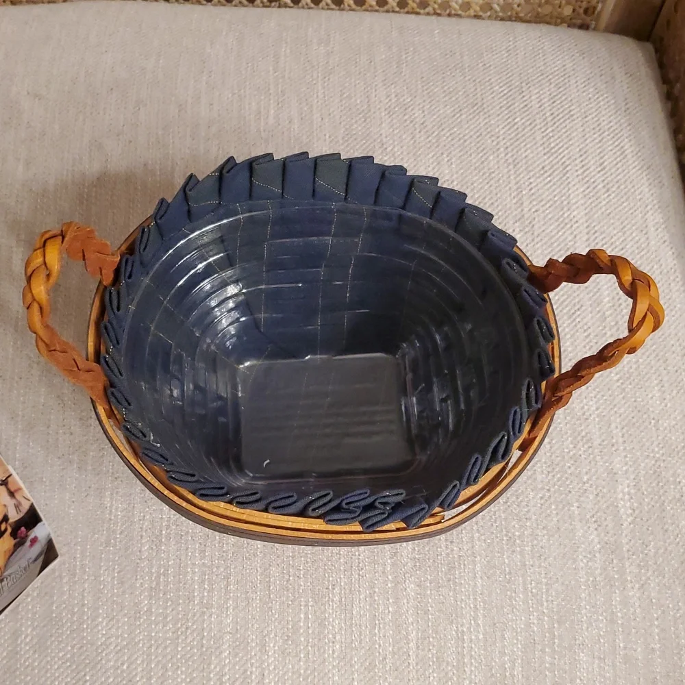 Longaberger Collector's Club 1999 Renewal Handcrafted Woven Basket Set
